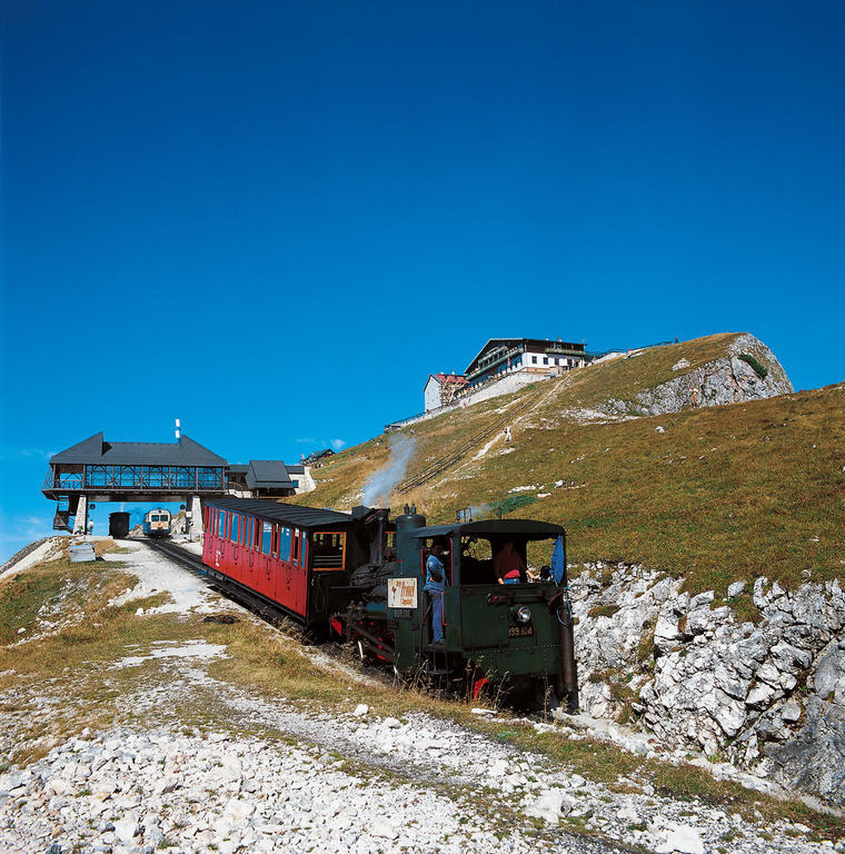 Hotel Youhey Am Wolfgangsee ストローブル エクステリア 写真