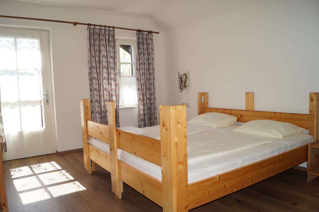 Hotel Youhey Am Wolfgangsee ストローブル エクステリア 写真
